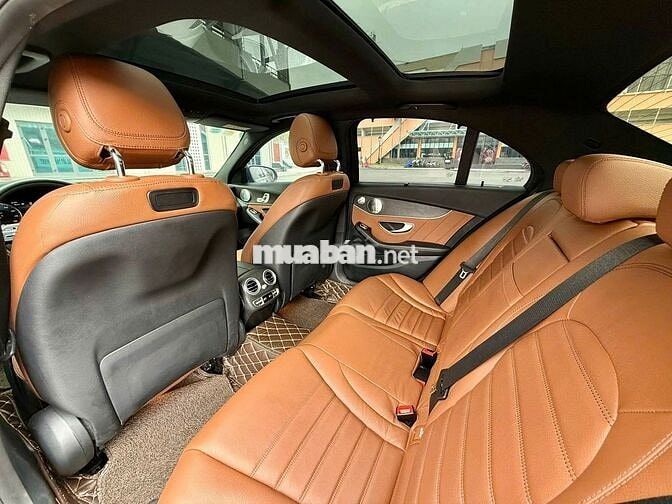 MERCEDES C300 AMG 2020 Đẹp và Mới Nhất Thị Trường.