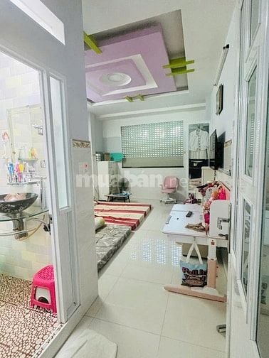 ✅Nhà Mặt Tiền Kênh Tân Hóa, quận 6