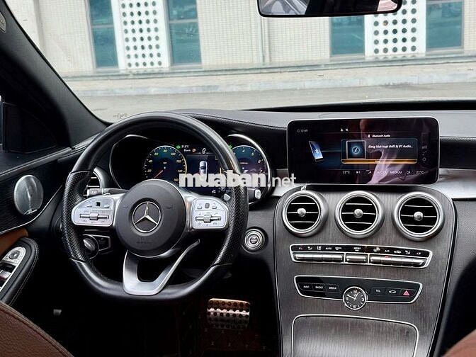 MERCEDES C300 AMG 2020 Đẹp và Mới Nhất Thị Trường.