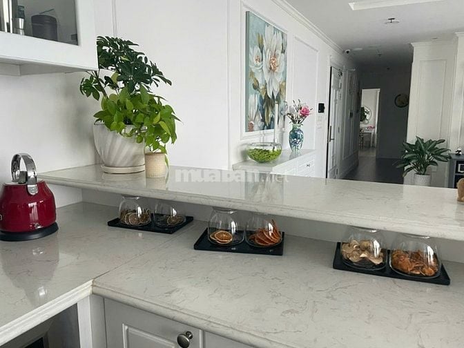 Bán gấp căn hộ Vinhomes Đồng Khởi Quận 1 - 151m2 - 3pn 2wc