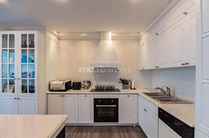 Bán gấp căn hộ Vinhomes Đồng Khởi Quận 1 - 151m2 - 3pn 2wc