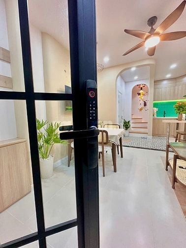 Bán Nhà :453/84KA Lê văn sỹ. P12. Q3 ( Đi hẻm 1034/31 rẽ phải tới nhà)