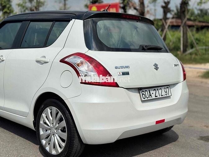 Suzuki Swift 2015 1.4 AT 8v đồ chơi 30 siêu ngon