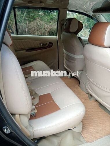 Toyota Innova 2006 G - 25252 km