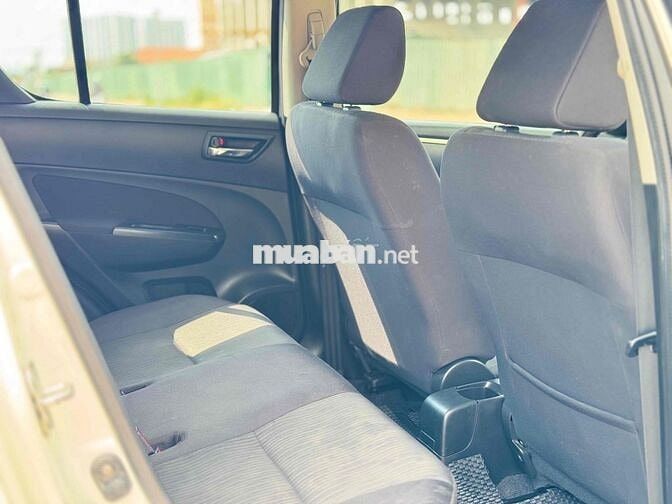 Suzuki Swift 2015 1.4 AT 8v đồ chơi 30 siêu ngon