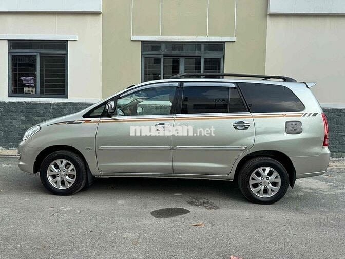 Toyota Innova 2007 G