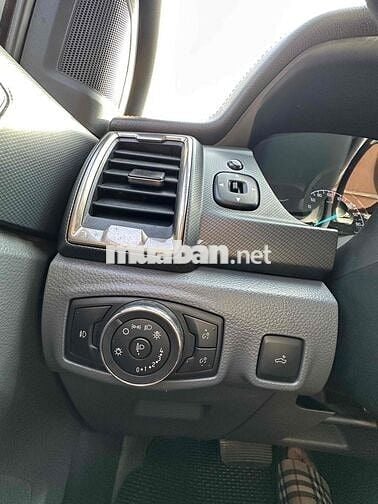 Ford Ranger 2017 Wildtrak 3.2L 4x4 AT - 1000 km