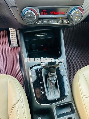 Kia Cerato 2017 1.6 AT