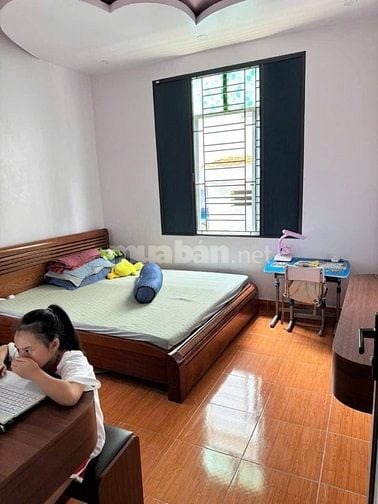 Siêu hot, giảm giá cực sâu nhà đường Thép Mới, Tân Bình, giá 1tỷ860