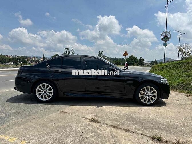 BMW 5 Series 2013 528i - 103000 km