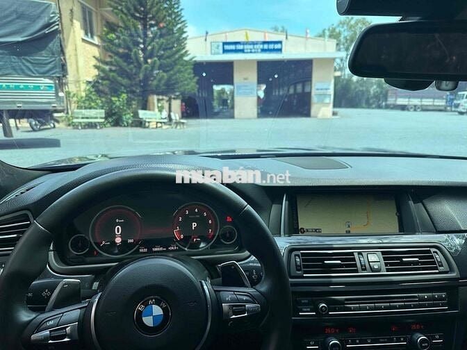 BMW 5 Series 2013 528i - 103000 km
