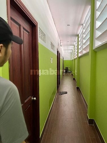 BÁN NHÀ NGHỈ 999 ĐẦY ĐỦ TIỆN NGHI