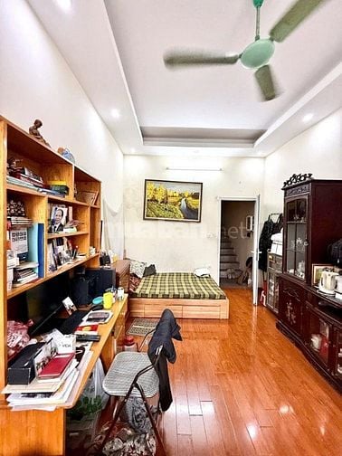 Bán nhà Đường Láng -45m2×4T - Nở Hậu - An sinh đỉnh cao