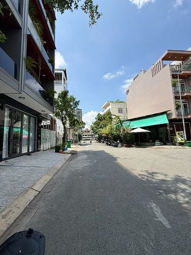  Bán nhà đường 2B Phạm Hữu Lầu, P.Phú Mỹ, TPHCM, 5x16m, 3L, 17.9ty