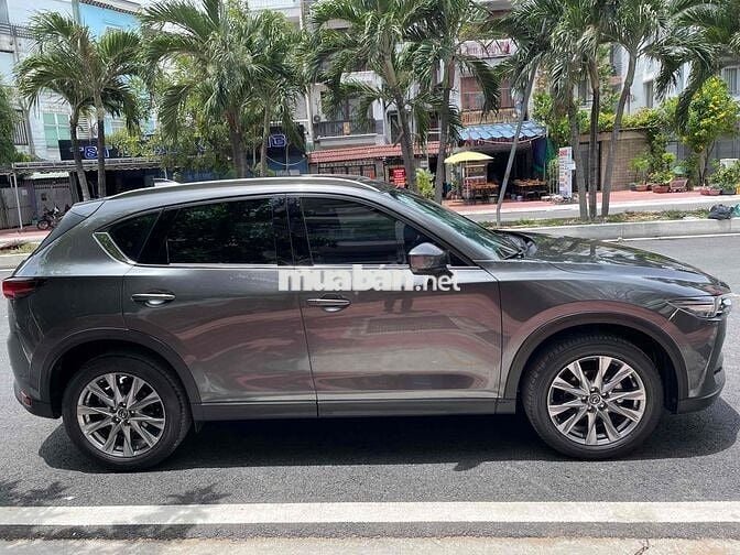 Mazda CX5 bản 2.5 signature premium