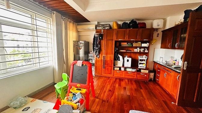 Chính chủ Bán nhà mặt phố Đào Tấn, Ba Đình.53.9m mặt tiền rộng 5.39m.