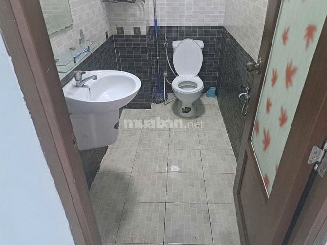 Gần siêu thị Co.op Mart, 03 tầng, DT 4x15m