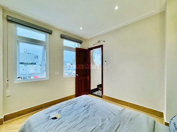 Chủ để 6 tỷ 500 nhà ngay trung tâm quận 3 đường Nam Kỳ Khởi Nghĩa SHR
