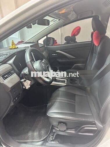 Mitsubishi Xpander Premium đi lướt 18000 km