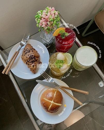 Sang quán cafe đường lớn gần 5 trường đại học, Bình Thạnh