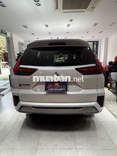 Mitsubishi Xpander Premium đi lướt 18000 km