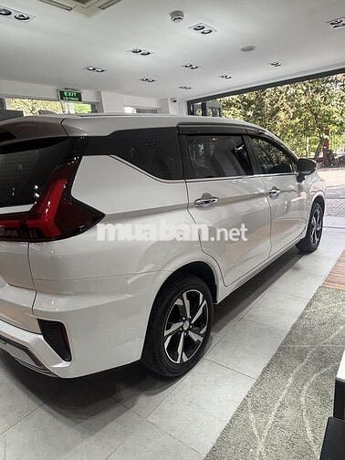 Mitsubishi Xpander Premium đi lướt 18000 km