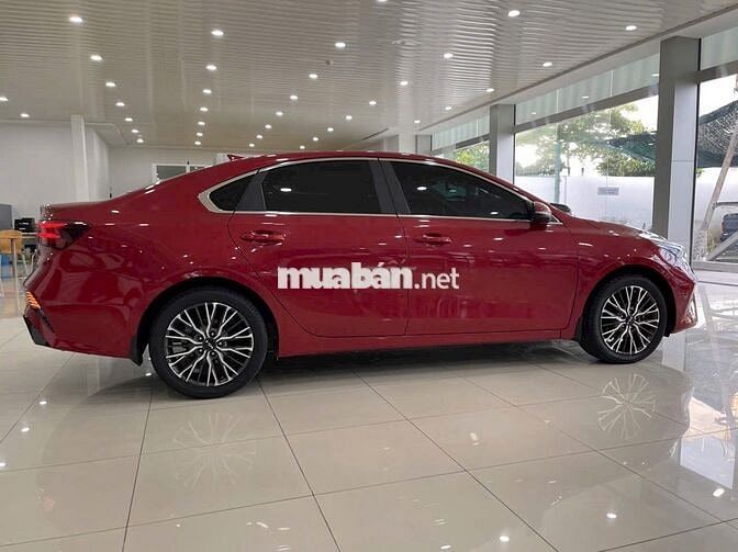 Kia K3 2022 Premium 1.6 AT - 73000 km