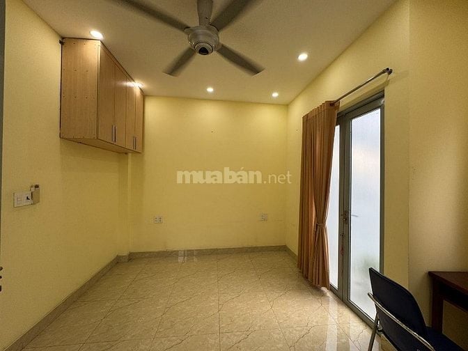 3 lầu, góc 2 mặt tiền hêm 6m khu cao cấp Hồ Biểu Chánh thông ra HVBánh