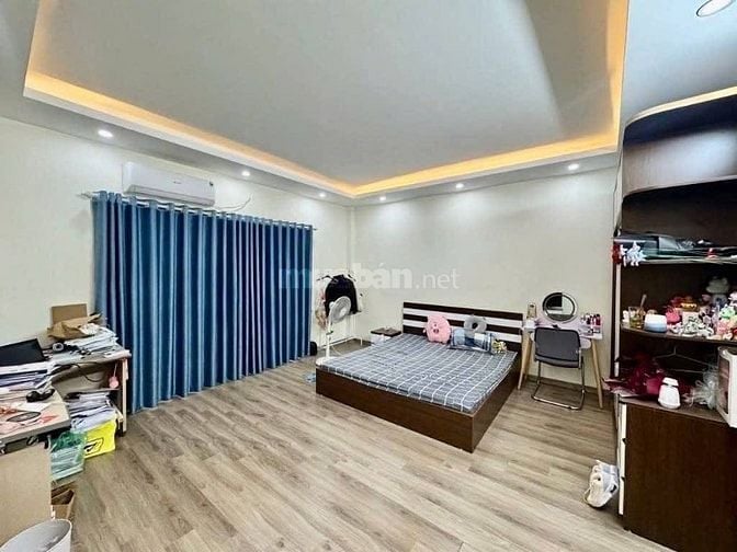 Bán nhà Yên Lạc -HBT -10m ra ô tô -5 tầng mới -mặt tiền 5.2m -10.8 tỷ