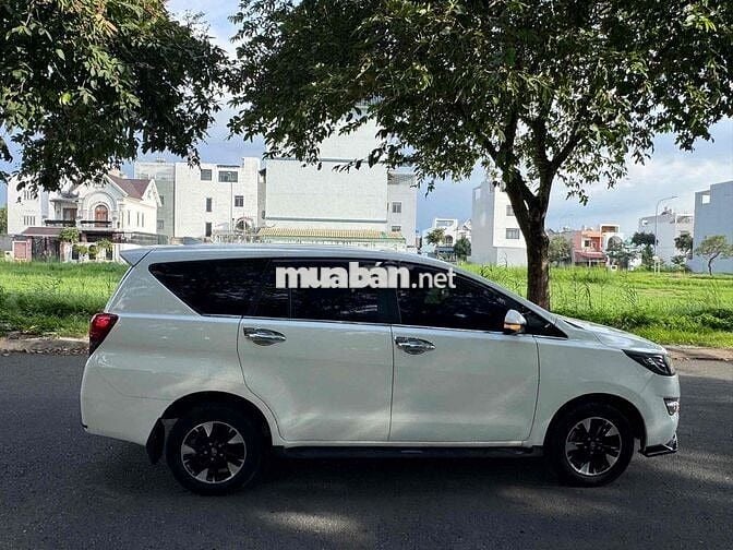 Toyota Innova 2017 2.0E - 115000 km