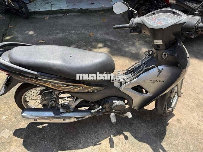 Wave A 110 2021 mới 95% , máy móc êm zin theo xe