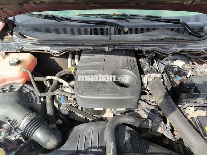 Ford Ranger XLT MT Máy 2.2L số sàn 2 cầu ĐIỆN