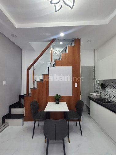 Bán nhà 2 tầng đúc, mới đẹp ở ngay , Phan Văn Trị, Gò Vấp, giá 2,86 tỷ