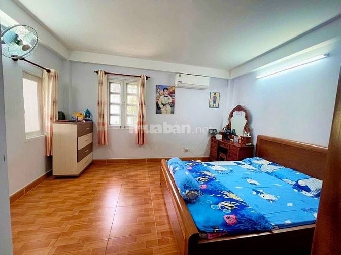 LÊ QUANG ĐỊNH GÒ VẤP - HẺM XE HƠI - 5.5 x 24.5 - 3 TẦNG - CHỈ 11.7 TỶ 