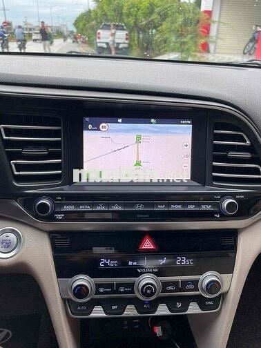 Hyundai Elantra 2019 1.6 AT - 42000 km