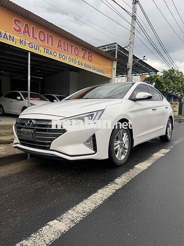 Hyundai Elantra 2019 1.6 AT - 42000 km