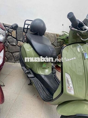 Vespa Piaggio Spring, 150cc màu xanh