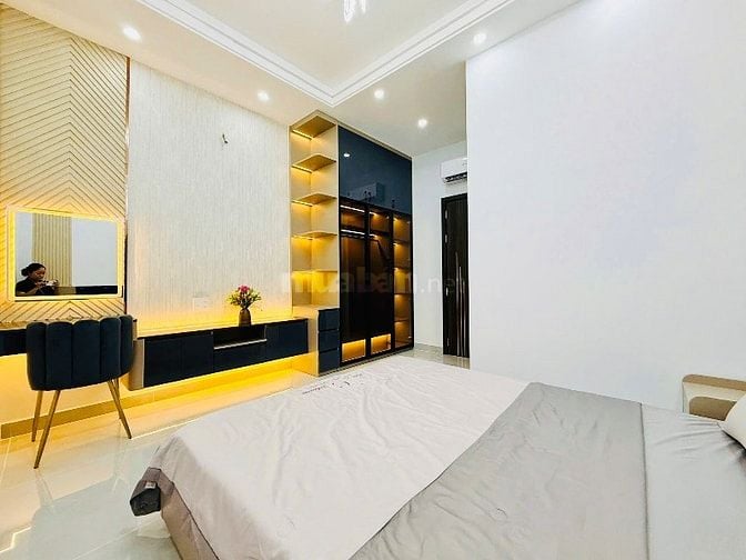 Bán nhà đẹp 4 lầu 549/71/25 Lê Văn Thọ, P.14,  Gò Vấp (Có THANG MÁY)