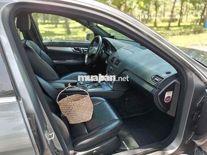 Mercedes Benz C Class 2010 C300 AMG - 150000 km
