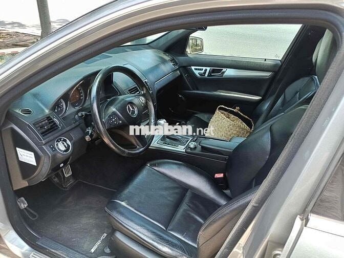 Mercedes Benz C Class 2010 C300 AMG - 150000 km