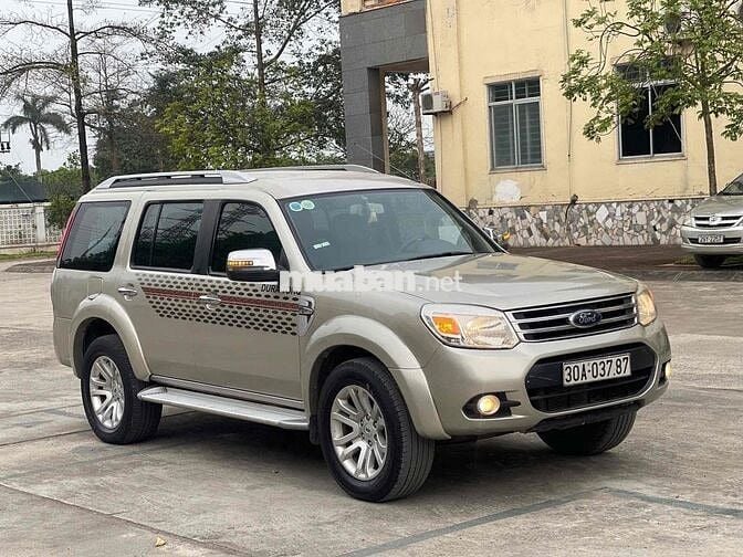 Ford Everest 2013 2.5L 4x2 MT - 505050 km