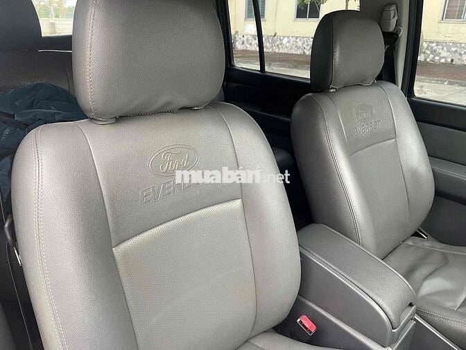 Ford Everest 2013 2.5L 4x2 MT - 505050 km