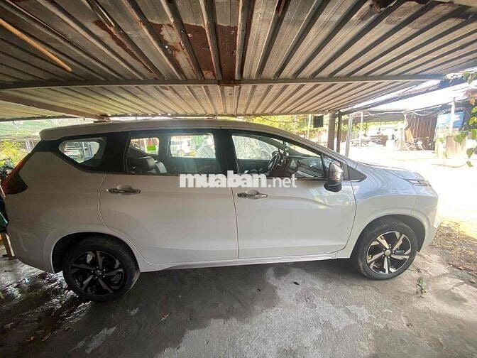 Mitsubishi Xpander 2022 AT Premium - 90000 km