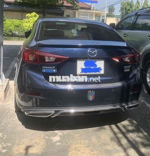 Mazda 3 2019 1.5L Luxury - 88000 km