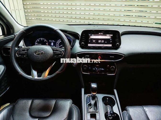 Gia đình cần bán xe Hyundai Santa Fe dầu SX 2019