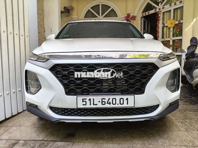 Gia đình cần bán xe Hyundai Santa Fe dầu SX 2019