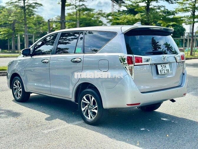 Toyota Innova 2021 E 2.0 MT - 71000 km