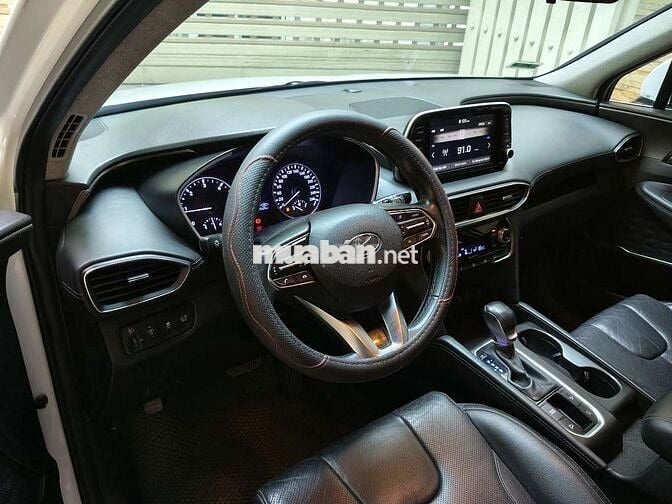 Gia đình cần bán xe Hyundai Santa Fe dầu SX 2019