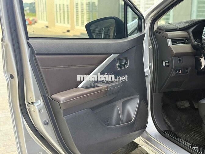 Mitsubishi Xpander 2025 Premium- 8000 km- Hãng