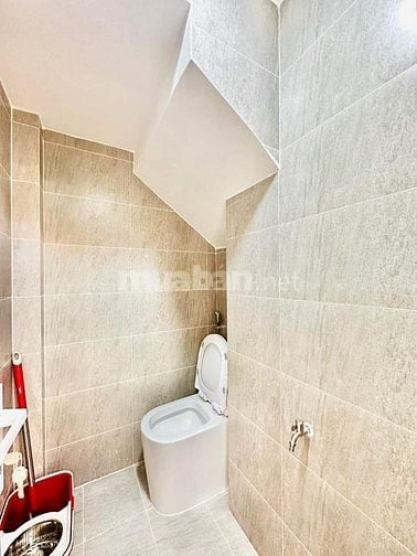 Cô Bảy Kẹt Tiền bán gấp nhà dường Bà Hạt Quận 10 Giá 2.8 Tỷ Dt60 m2